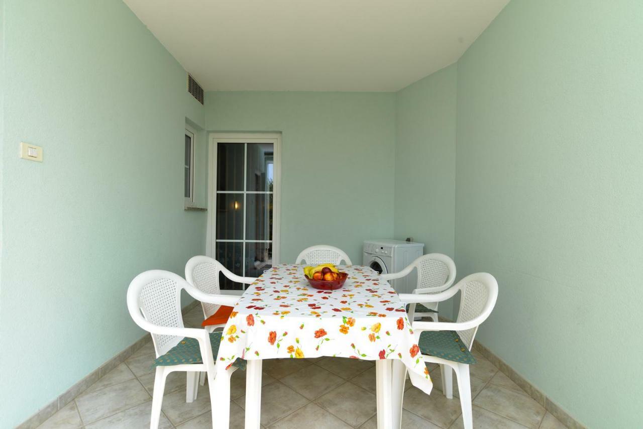 Pool Apartments 624 Pula Exterior foto