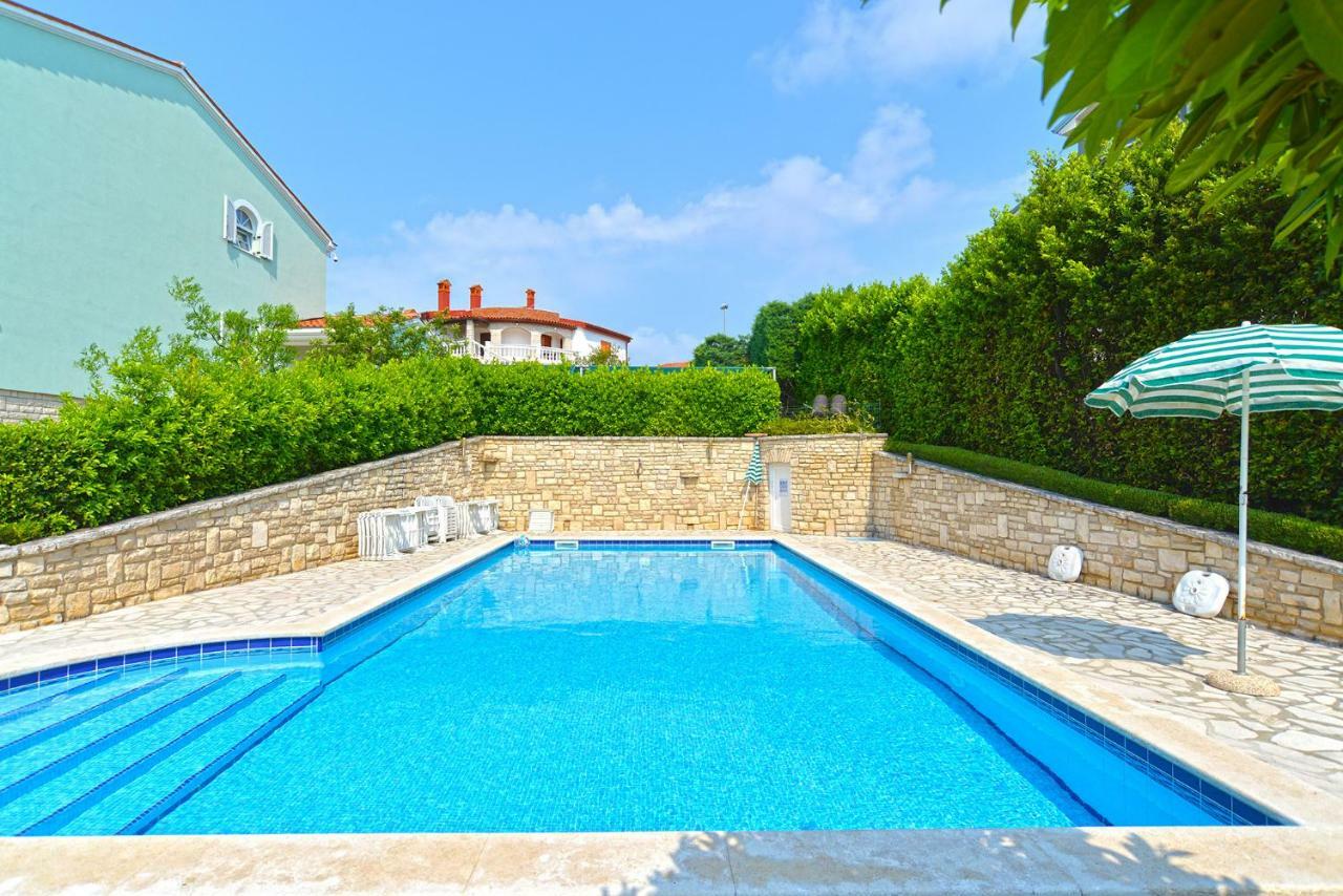 Pool Apartments 624 Pula Exterior foto